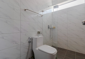 3 Bedroom Apartment For Rent - Kouk Chak, Siem Reap thumbnail