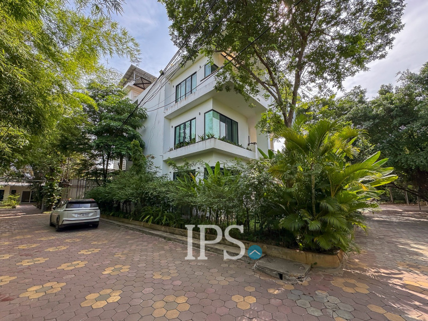 3 Bedroom Apartment For Rent - Kouk Chak, Siem Reap