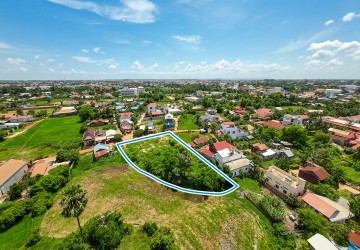 2041 Sqm Residential Land For Sale - Sangkat Siem Reap, Siem Reap thumbnail