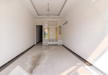 5 Bedroom Shophouse For Rent - Chrang Chamreh Ti Mouy, Phnom Penh thumbnail