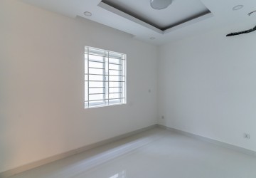 5 Bedroom Shophouse For Rent - Chrang Chamreh Ti Mouy, Phnom Penh thumbnail