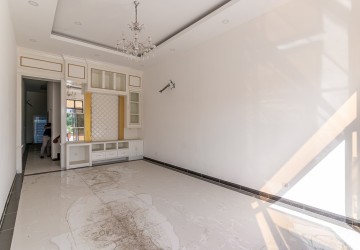 5 Bedroom Shophouse For Rent - Chrang Chamreh Ti Mouy, Phnom Penh thumbnail