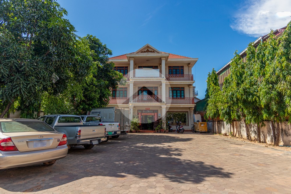 31 Bedroom Guesthouse For Rent - Slor Kram, Siem Reap