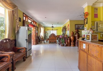 31 Bedroom Guesthouse For Rent - Slor Kram, Siem Reap thumbnail