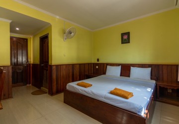 31 Bedroom Guesthouse For Rent - Slor Kram, Siem Reap thumbnail