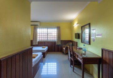 31 Bedroom Guesthouse For Rent - Slor Kram, Siem Reap thumbnail