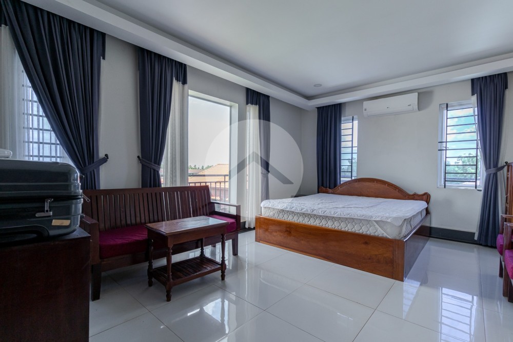 7 Bedroom Villa For Rent - Svay Prey, Svay Dangkum, Siem Reap - Image 9