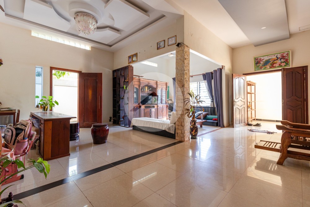 7 Bedroom Villa For Rent - Svay Prey, Svay Dangkum, Siem Reap - Image 4