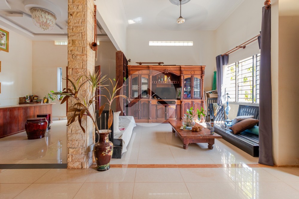 7 Bedroom Villa For Rent - Svay Prey, Svay Dangkum, Siem Reap - Image 3