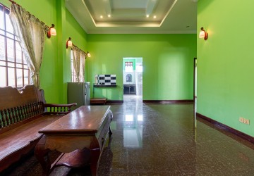 3 Bedroom Apartment For Rent- Svay Dangkum, Siem Reap thumbnail