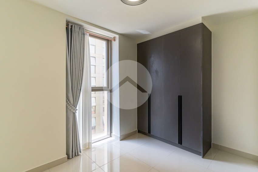 3 Bedroom Condo For Rent - The Peak, Tonle Bassac, Phnom Penh