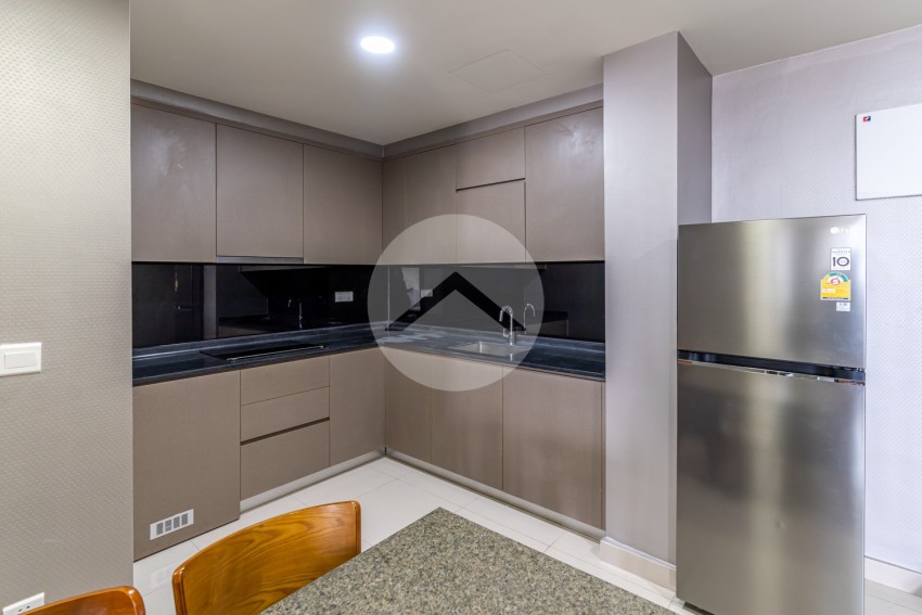 3 Bedroom Condo For Rent - The Peak, Tonle Bassac, Phnom Penh