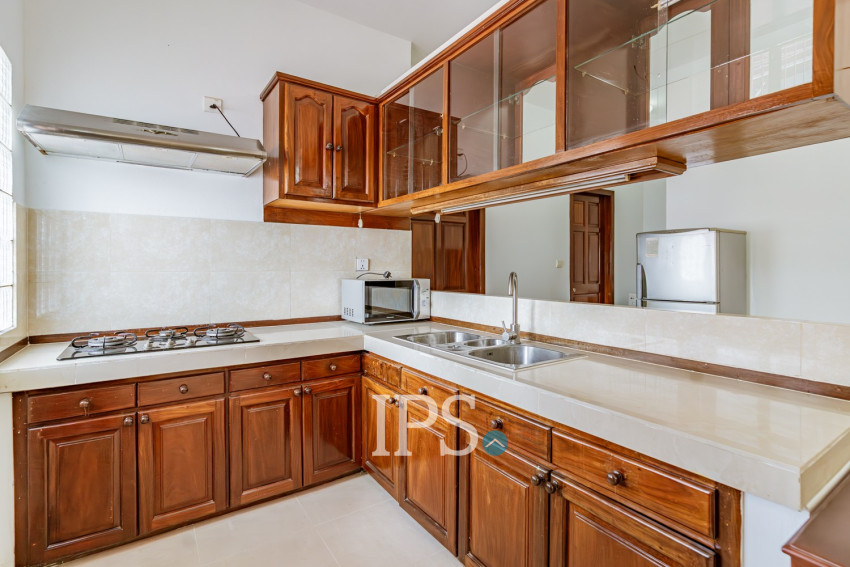 1 Bedroom Serviced Apartment For Rent - BKK1, Phnom Penh