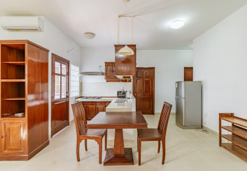 1 Bedroom Serviced Apartment For Rent - BKK1, Phnom Penh thumbnail