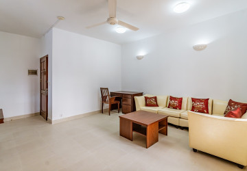 1 Bedroom Serviced Apartment For Rent - BKK1, Phnom Penh thumbnail