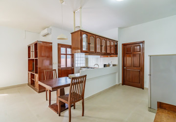 1 Bedroom Serviced Apartment For Rent - BKK1, Phnom Penh thumbnail