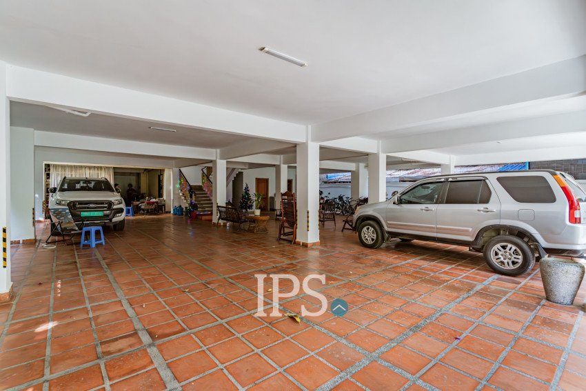 1 Bedroom Serviced Apartment For Rent - BKK1, Phnom Penh