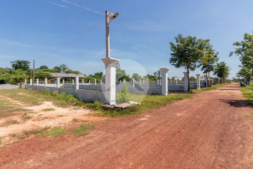 698 Sqm Residential Land For Sale - Kandaek, Prasat Bakong, Siem Reap