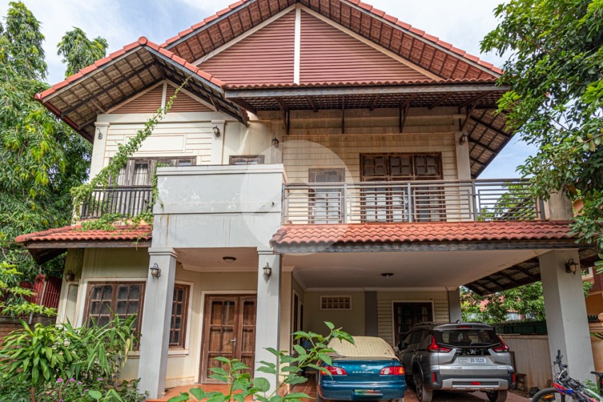 4 Bedroom House For Sale - Svay Dangkum, Siem Reap