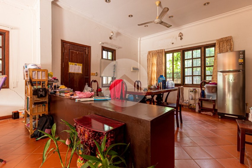 4 Bedroom House For Sale - Svay Dangkum, Siem Reap