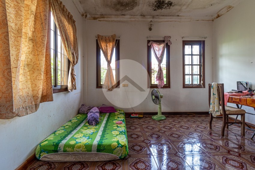 4 Bedroom House For Sale - Svay Dangkum, Siem Reap