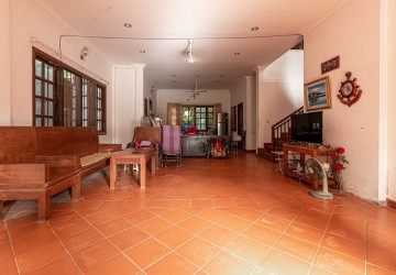 4 Bedroom House For Sale - Svay Dangkum, Siem Reap thumbnail