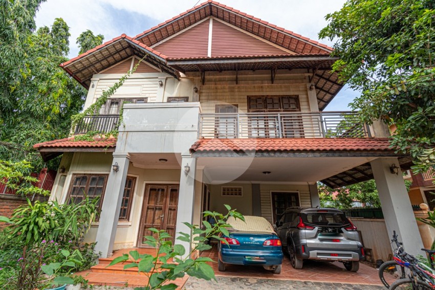 4 Bedroom House For Sale - Svay Dangkum, Siem Reap