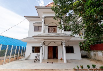 2 Bedroom Villa For Rent - Sala Kamreuk, Siem Reap thumbnail