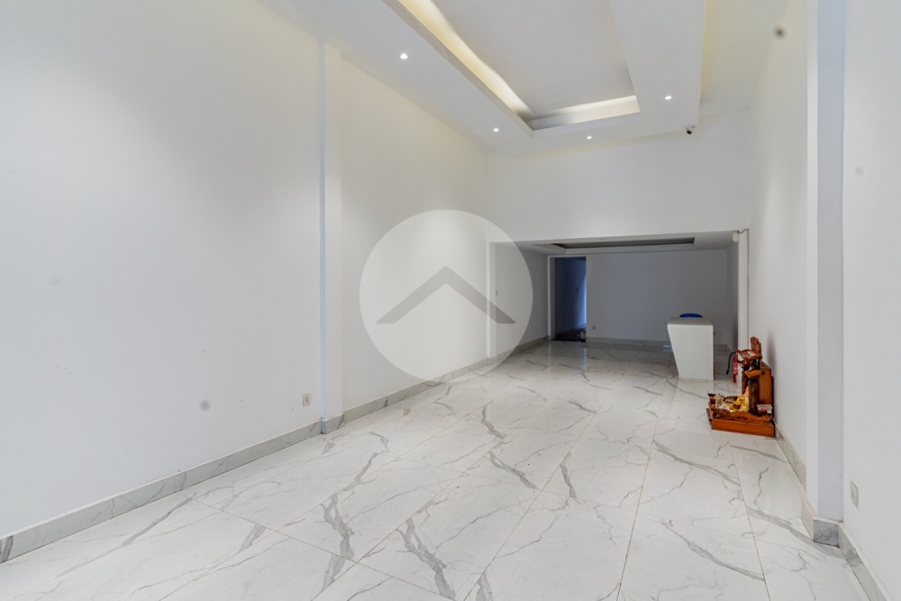 5 Bedroom Shophouse For Sale - Teuk La Ark 3, Phnom Penh - Image 4 5 Bedroom Shophouse For Sale - Teuk La Ark 3, Phnom Penh - Image 4