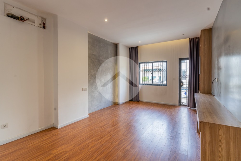 5 Bedroom Shophouse For Sale - Teuk La Ark 3, Phnom Penh - Image 12 5 Bedroom Shophouse For Sale - Teuk La Ark 3, Phnom Penh - Image 12