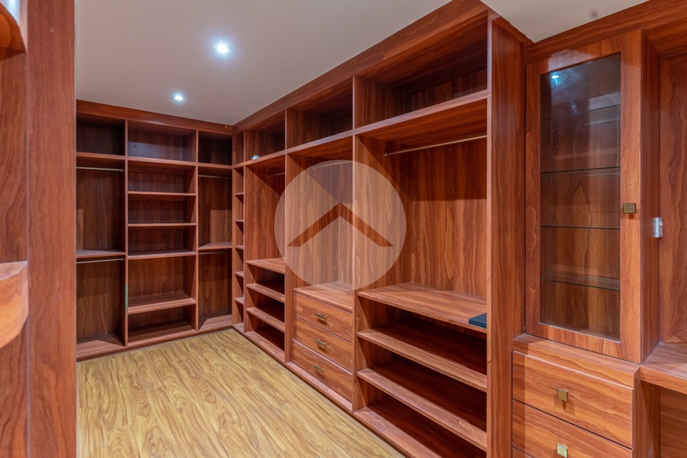5 Bedroom Shophouse For Sale - Teuk La Ark 3, Phnom Penh - Image 14 5 Bedroom Shophouse For Sale - Teuk La Ark 3, Phnom Penh - Image 14