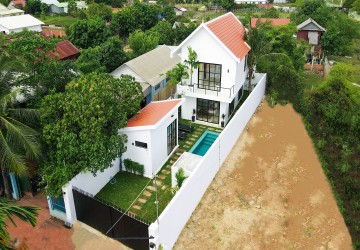 3 Bedroom Villa For Rent - Svay Dangkum, Siem Reap thumbnail