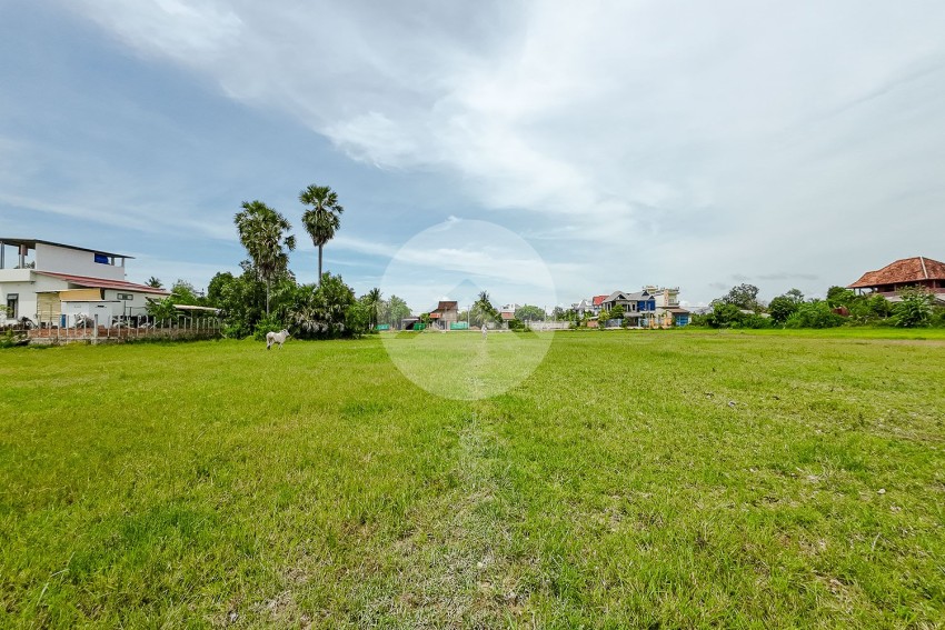 7,500 Sqm Residential Land For Sale - Sangkat Siem Reap, Siem Reap