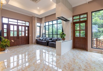 5 Bedroom Villa For Sale - Slor Kram, Siem Reap thumbnail