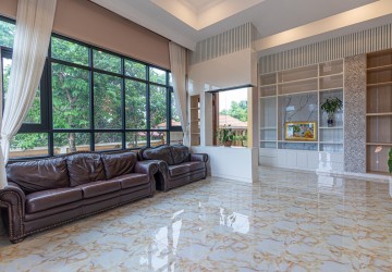 5 Bedroom Villa For Sale - Slor Kram, Siem Reap thumbnail