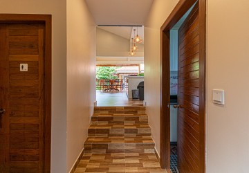 5 Bedroom Villa For Sale - Slor Kram, Siem Reap thumbnail