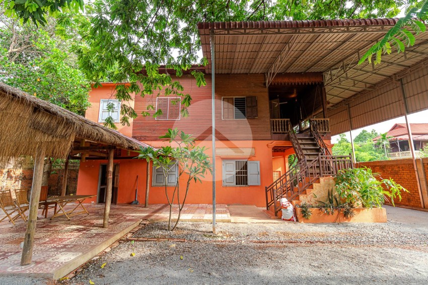 3 Bedroom Wooden House For Rent - Sala Kamreuk, Siem Reap