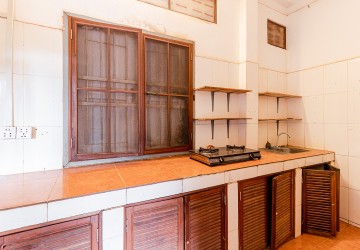 3 Bedroom Wooden House For Rent - Sala Kamreuk, Siem Reap thumbnail