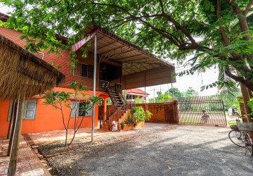 3 Bedroom Wooden House For Rent - Sala Kamreuk, Siem Reap thumbnail