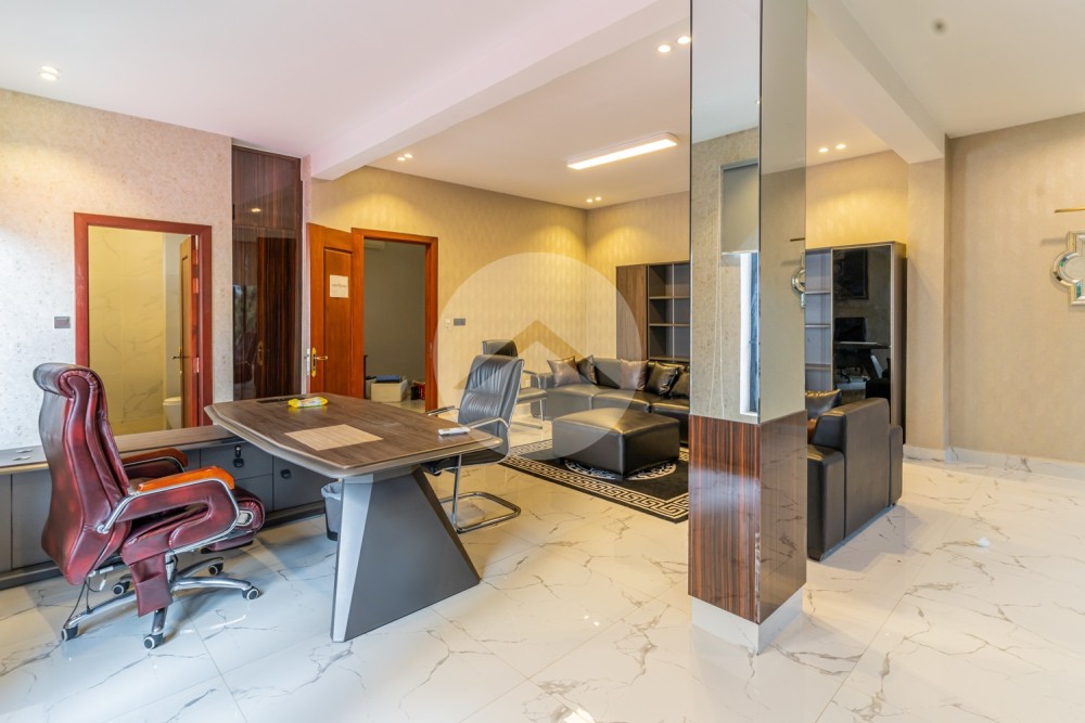 648 Sqm Commercial Building For Rent - BKK1, Phnom Penh - Image 17 648 Sqm Commercial Building For Rent - BKK1, Phnom Penh - Image 17