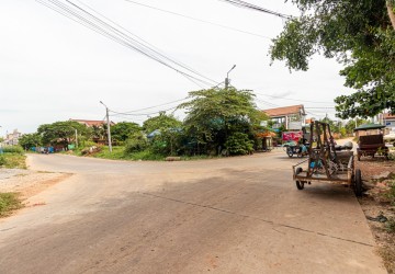 3 Bedroom House For Sale - Svay Dangkum, Siem Reap thumbnail