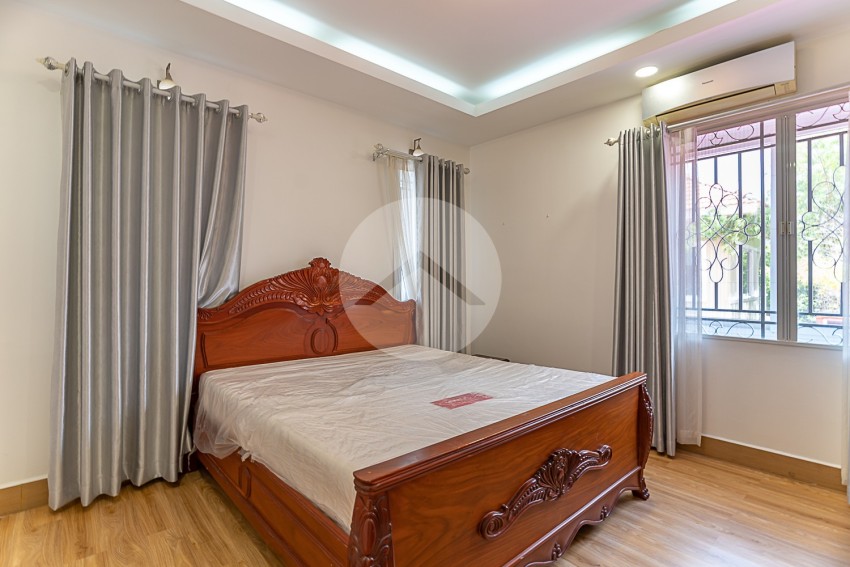 4 Bedroom Villa For Rent - Bassac Garden, Tonle Bassac, Phnom Penh