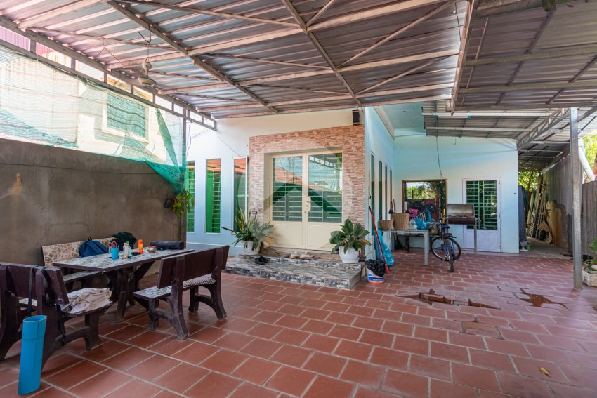 2 Bedroom House For Rent - Svay Dangkum, Siem Reap