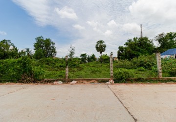 3,600 Sqm Commercial Land For Rent - Sala Kamreuk, Siem Reap thumbnail