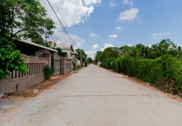 3,600 Sqm Commercial Land For Rent - Sala Kamreuk, Siem Reap thumbnail