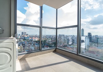 31st Floor 3 Bedroom Duplex For Sale - The Penthouse Residence, Tonle Bassac, Phnom Penh thumbnail