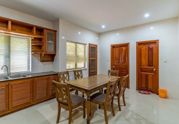 3 Bedroom Villa For Rent - Borey Sunway, Boeung Kak 2, Phnom Penh thumbnail