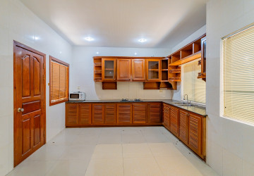 4 Bedroom Villa For Rent - Borey Sunway, Boeung Kak 2, Phnom Penh thumbnail