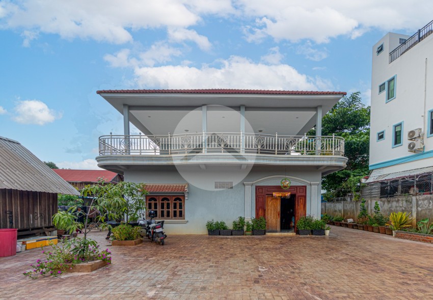 6 Bedroom House For Rent - Sala Kamreuk, Siem Reap