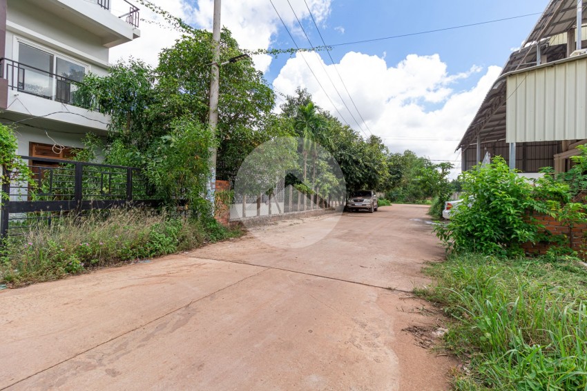 4 Bedroom House For Sale - Slor Kram, Siem Reap